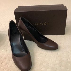 GUCCI brown wedge